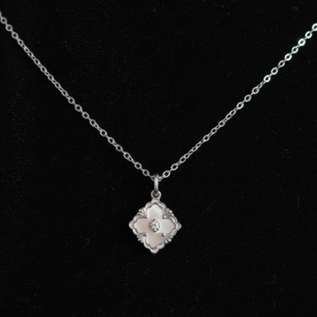 Silver Flower - Necklace