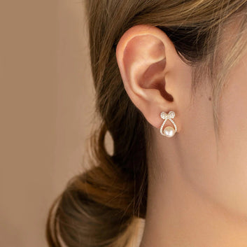 Pearly Blinky Bow Gold - Earring
