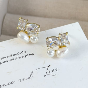 Pearl & Diamonds - Earring