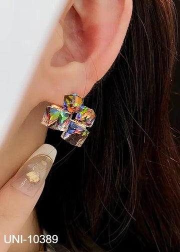 Multi Crystal Diamond - Earring
