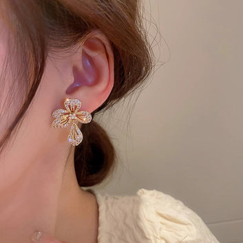 Flower & Leaf Gold - Earring