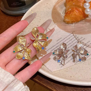 Luxury Diamonds & Gold Leaf - Earring