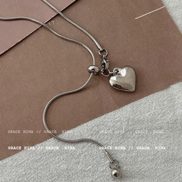 Classy Silver Heart - Necklace