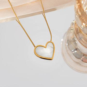White Heart - Necklace