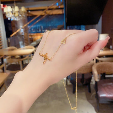 Gold Heart-Beat - Necklace
