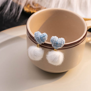 Fluffy Heart Blue - Earring