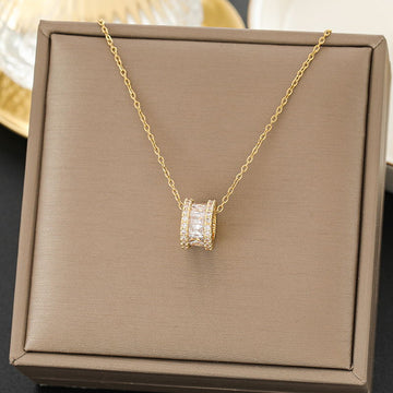 Fancy Diamond's Round Gold - Necklace
