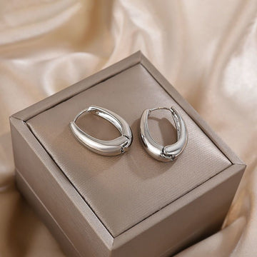 Oval Hoop Silver - Earring