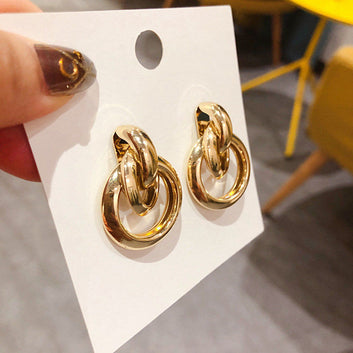 Classy Round Gold - Earring Style 2
