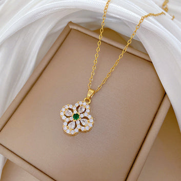Emerald Green Gem Flower Gold - Necklace