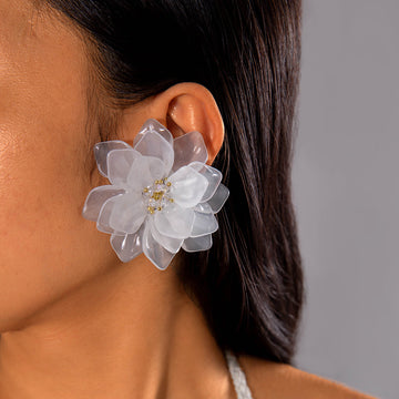 Acrylic White Flower - Earring