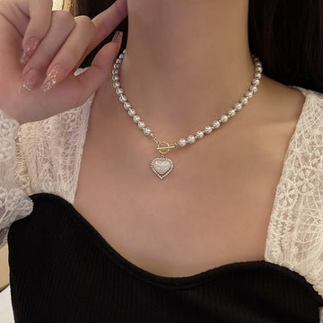 Pearl Beads & Heart Gold - Necklace