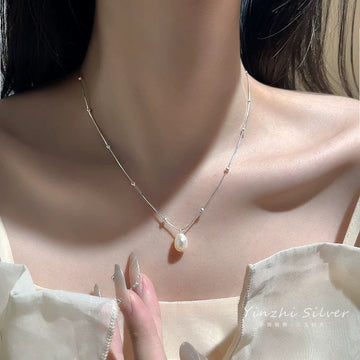 Pearl & Silver Chain - Necklace