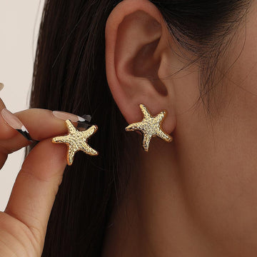 Gold Starfish - Earring
