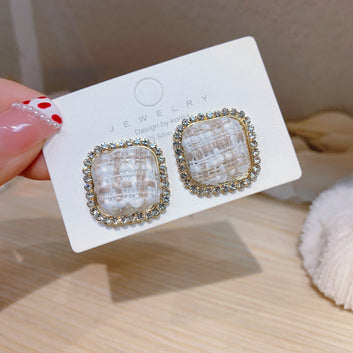 White Grid Flash Diamond Square - Earring