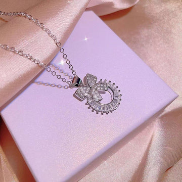 Flash Diamond Bow - Necklace