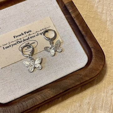 Retro Silver Butterfly - Earring