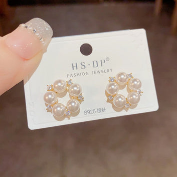 Pearl & Diamonds Circle - Earring