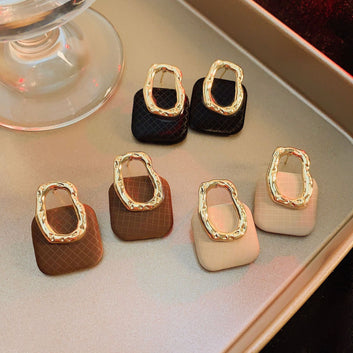 Classy Gold Foiled & Black Grid - Earring