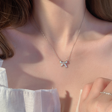 Bow Sparkle Silver - Necklace
