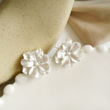 White Flower - Earring
