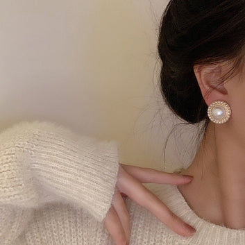 Pearl Round - Earring