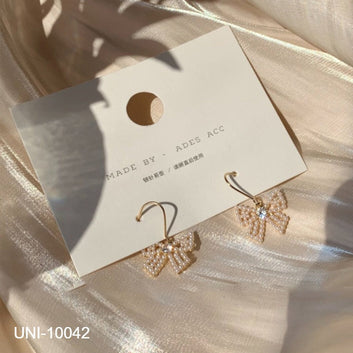 Diamond Bow Pearl Gold - Earring