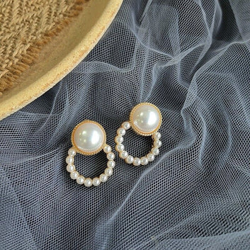 Elegant Pearl - Earring