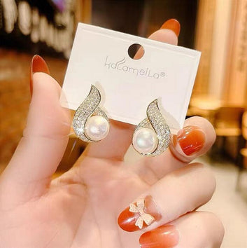 Elegant Drop - Earring