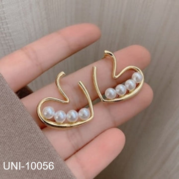 Elegant Pearl Heart - Earring