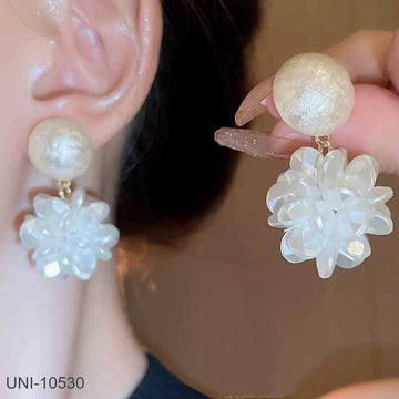 White Flower - Earring