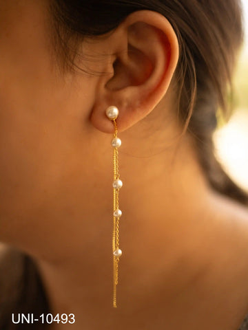 Pearly Dangling Gold - Earring