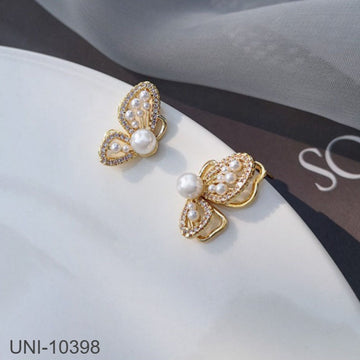 Pearly Butterfly - Earring